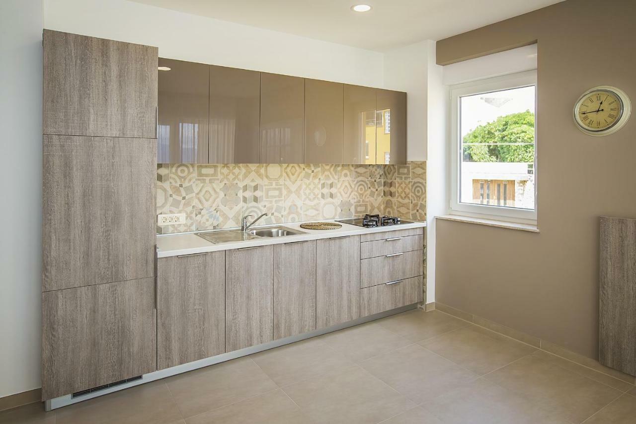 Apartments Capic Marin Baska  Exterior photo